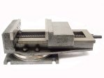 ZVERÁK STROJNÝ LIATINOVÝ OTOČNÝ 250 MM - FQA 250 / 280 - DARMET